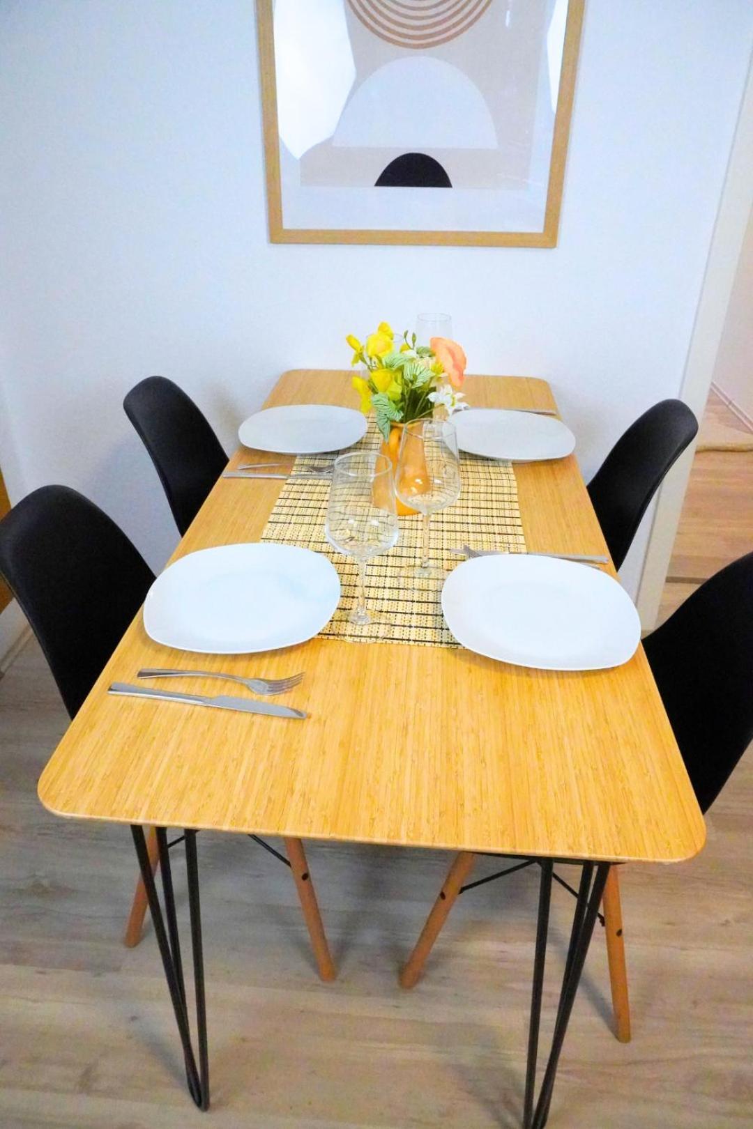Apartment Besinnliches Bijou, Klein, Aber Oho Mit Wohlfuehlfaktor Bochum